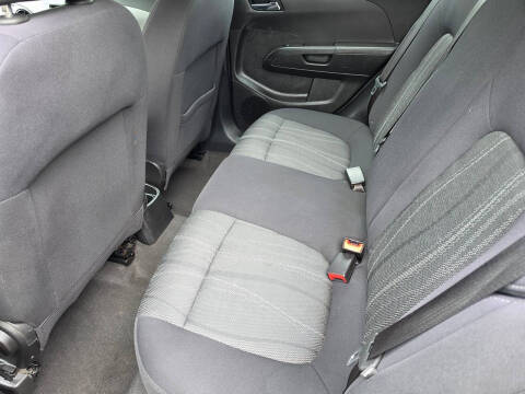 2013 Chevrolet Sonic LT Auto