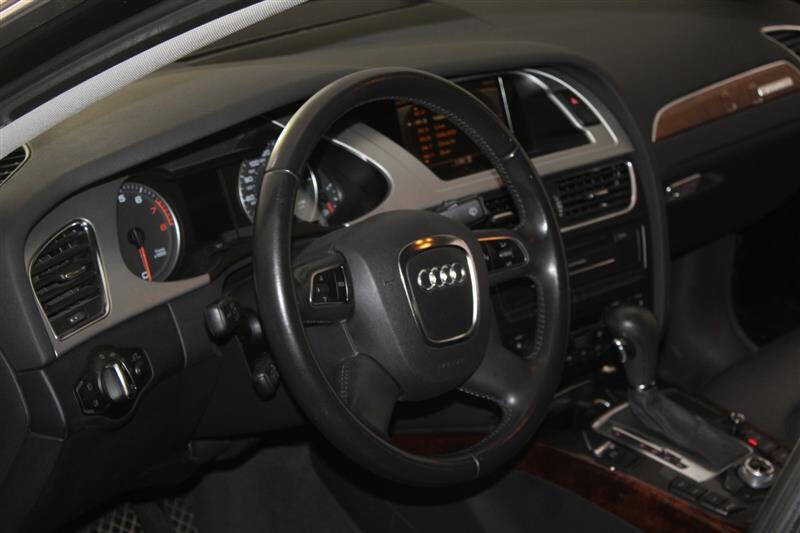 2010 Audi A4 2.0T quattro Premium Plus