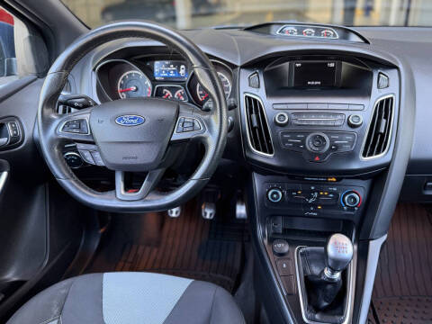 2018 Ford Focus ST