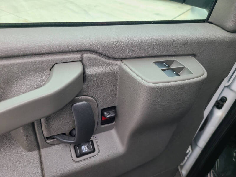 2019 GMC Savana 2500