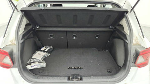 2021 Hyundai Venue SEL