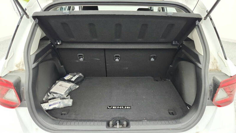 2021 Hyundai Venue SEL