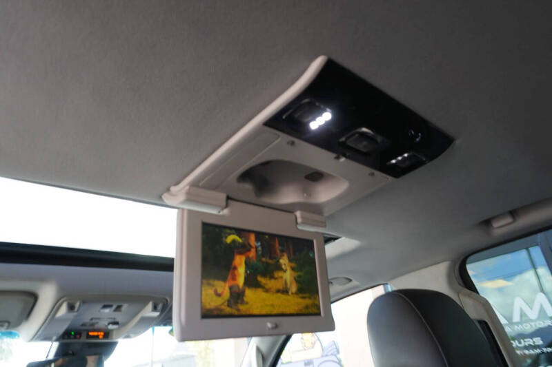 2020 Cadillac Escalade ESV Luxury