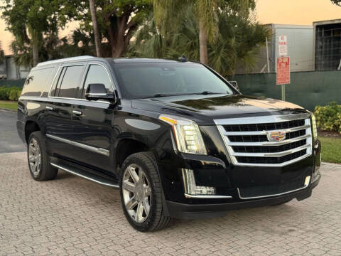 2017 Cadillac Escalade ESV Luxury