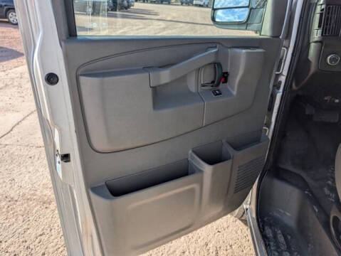 2016 Chevrolet Express LS 2500