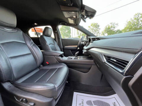 2023 Cadillac XT4 Premium Luxury