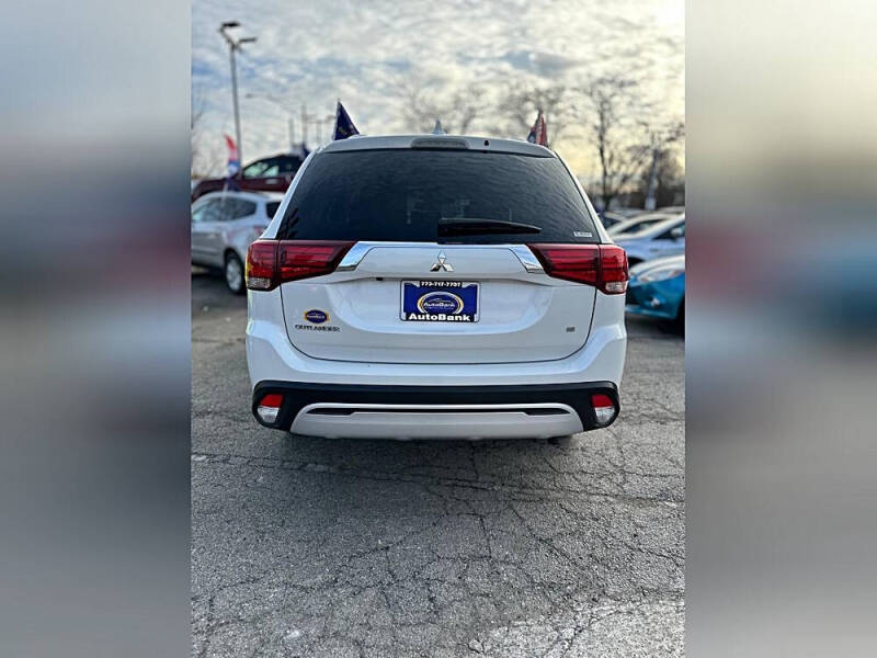 2020 Mitsubishi Outlander