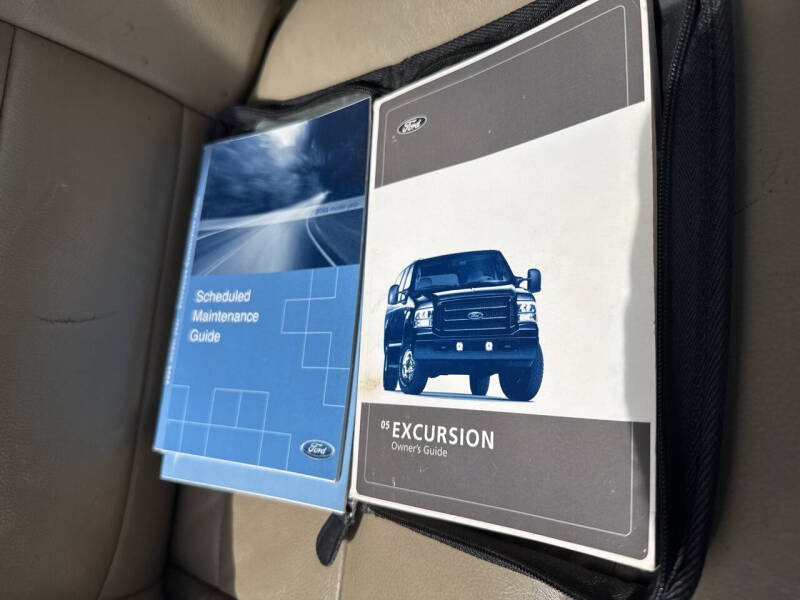 2005 Ford Excursion Limited