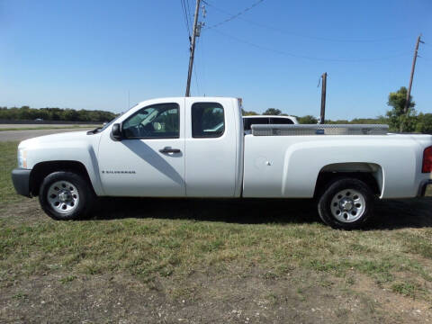 2009 Chevrolet Silverado 1500 for sale at AUTO FLEET REMARKETING, INC. in Van Alstyne TX