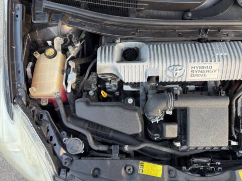 2013 Toyota Prius Three