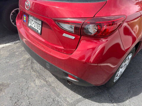 2016 Mazda MAZDA3 i Sport