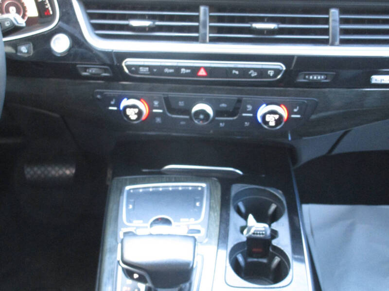 2017 Audi Q7 3.0T quattro Premium Plus