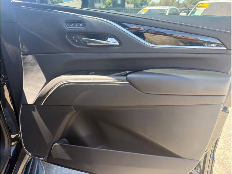 2021 Cadillac Escalade Sport