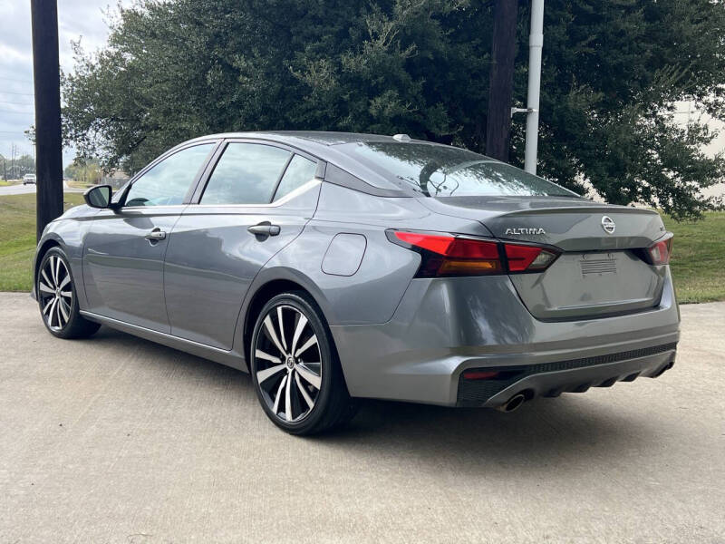 2021 Nissan Altima 2.5 SR