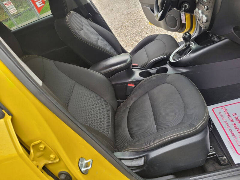 2015 Kia Soul +