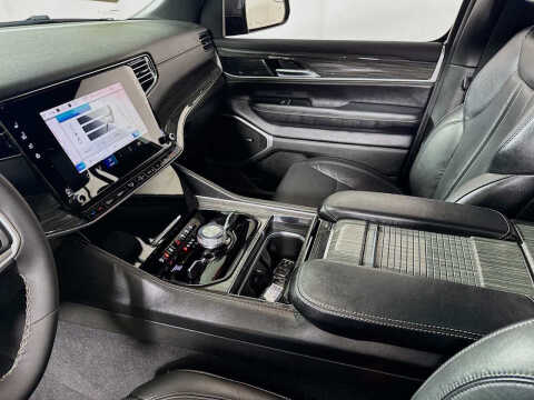 2022 Jeep Wagoneer Series II