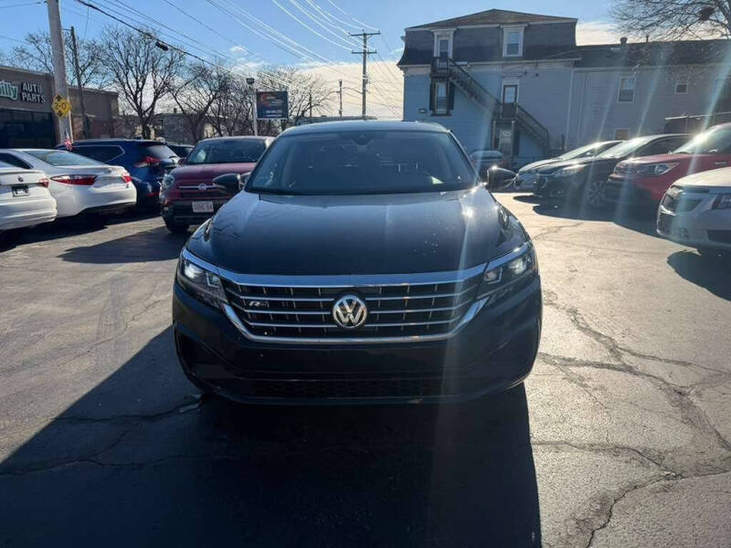 2020 Volkswagen Passat R-Line