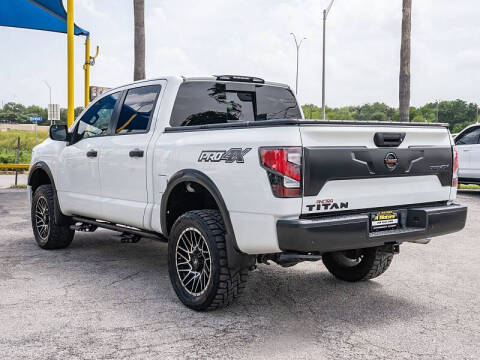 2020 Nissan Titan