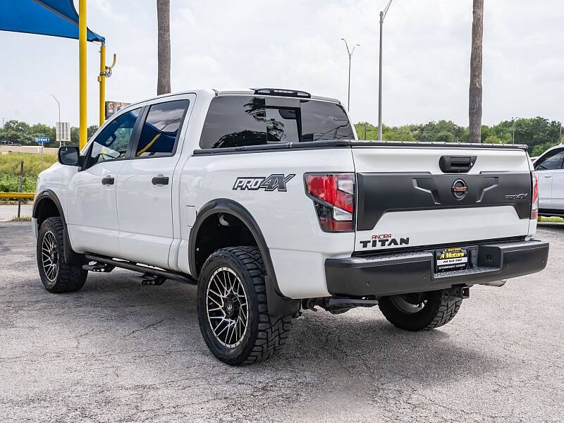2020 Nissan Titan