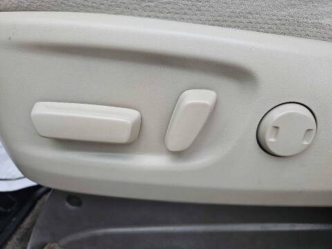 2016 Toyota Sienna LE 8-Passenger