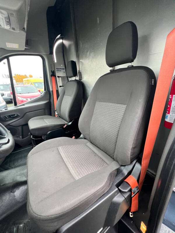 2020 Ford Transit 250