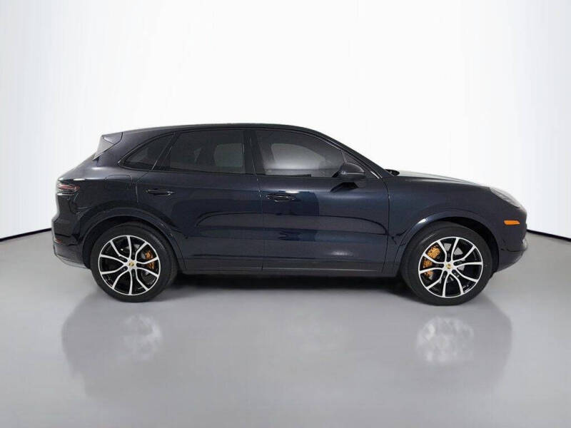 2023 Porsche Cayenne