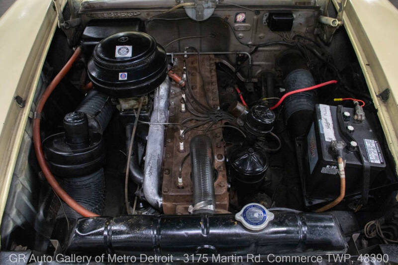 1951 Packard 200 Deluxe