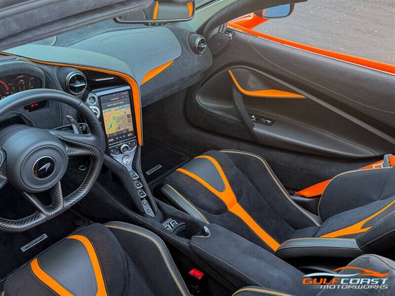 2022 McLaren 720S Spider