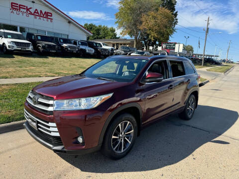 2018 Toyota Highlander for sale at Efkamp Auto Sales in Des Moines IA