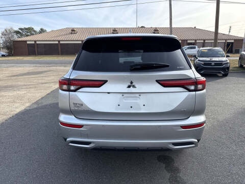 2024 Mitsubishi Outlander