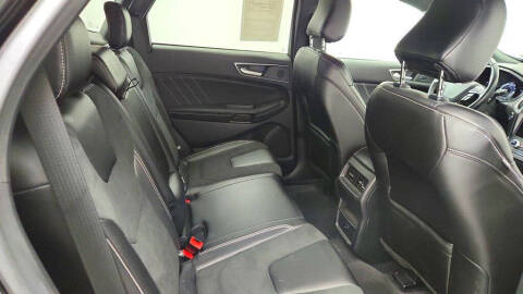 2023 Ford Edge ST