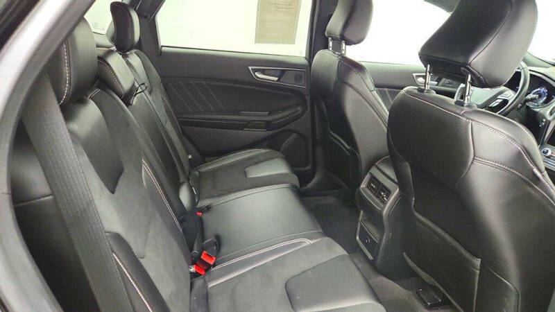 2023 Ford Edge ST