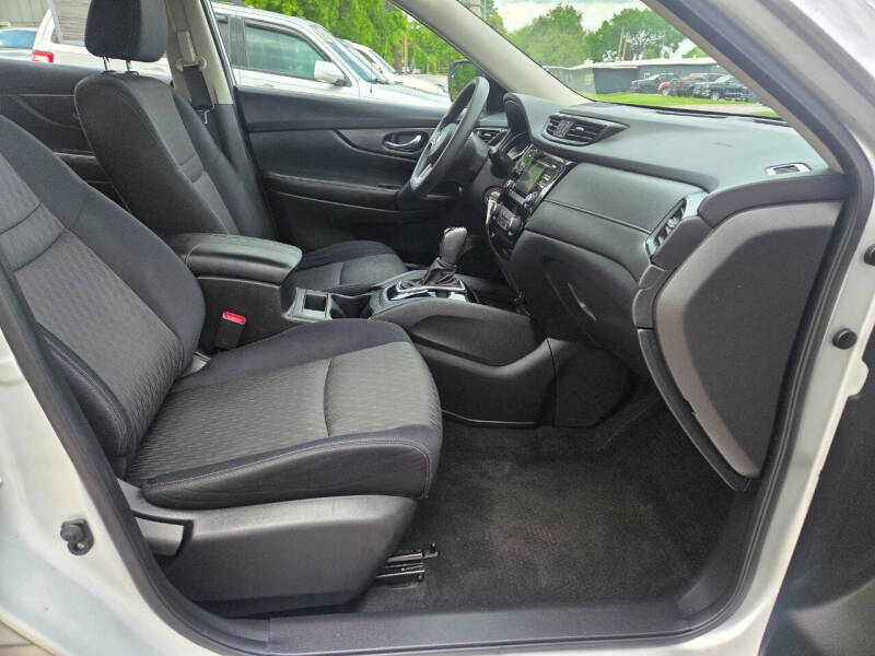 2017 Nissan Rogue S