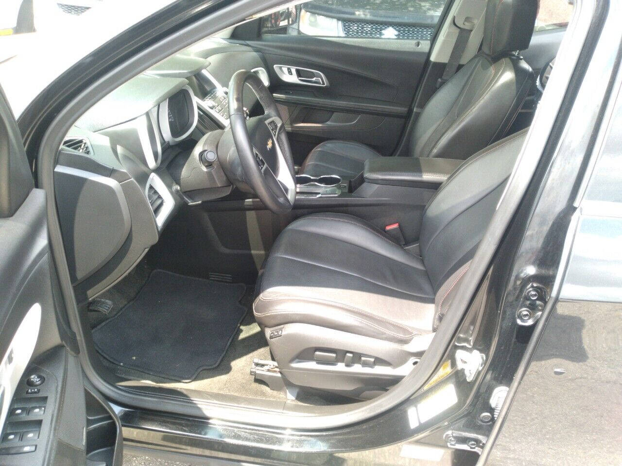 2017 Chevrolet Equinox  - $14,999