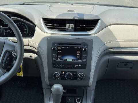 2017 Chevrolet Traverse LS