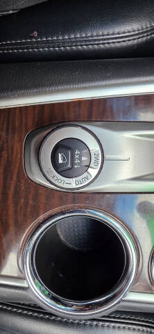 2015 Nissan Pathfinder SL