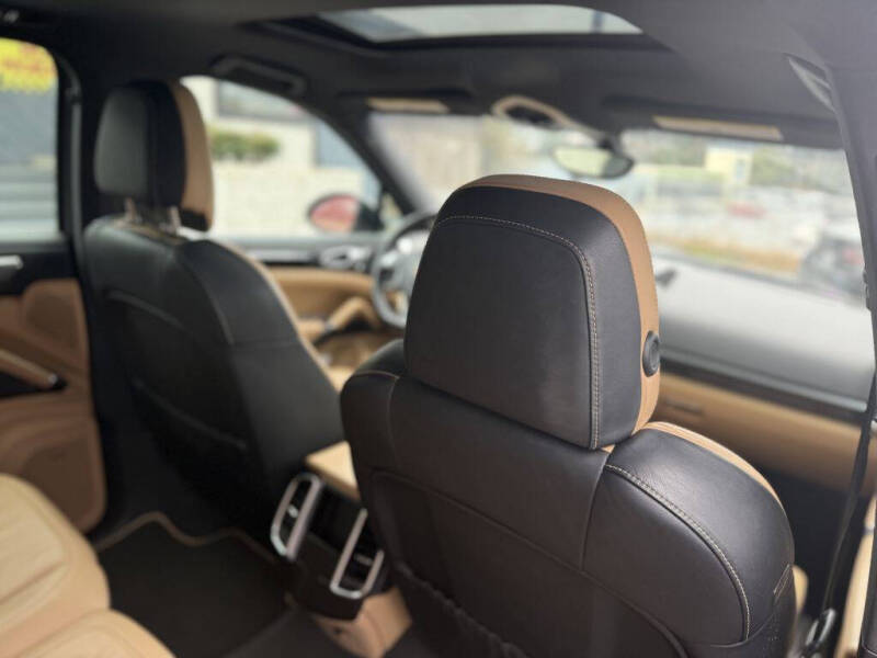 2014 Porsche Cayenne