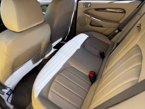 2005 Jaguar X-Type 3.0L