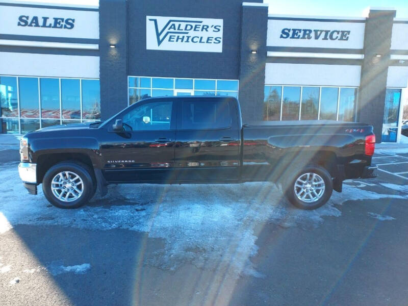 2018 Chevrolet Silverado 1500 for sale at VALDER'S VEHICLES in Hinckley MN
