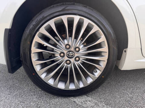 2017 Toyota Avalon XLE