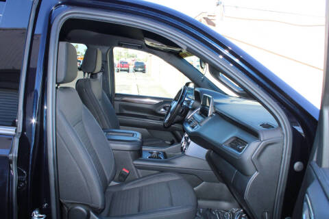 2023 GMC Yukon XL SLE