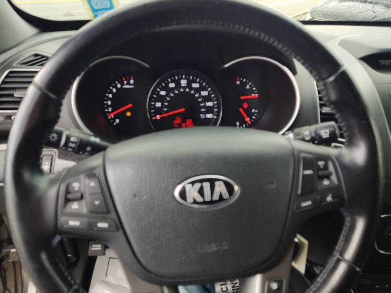 2014 Kia Sorento LX