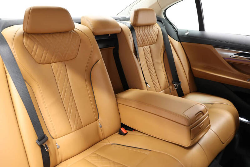 2016 BMW 7 Series 750i xDrive