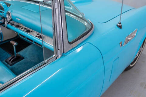 1956 Ford Thunderbird