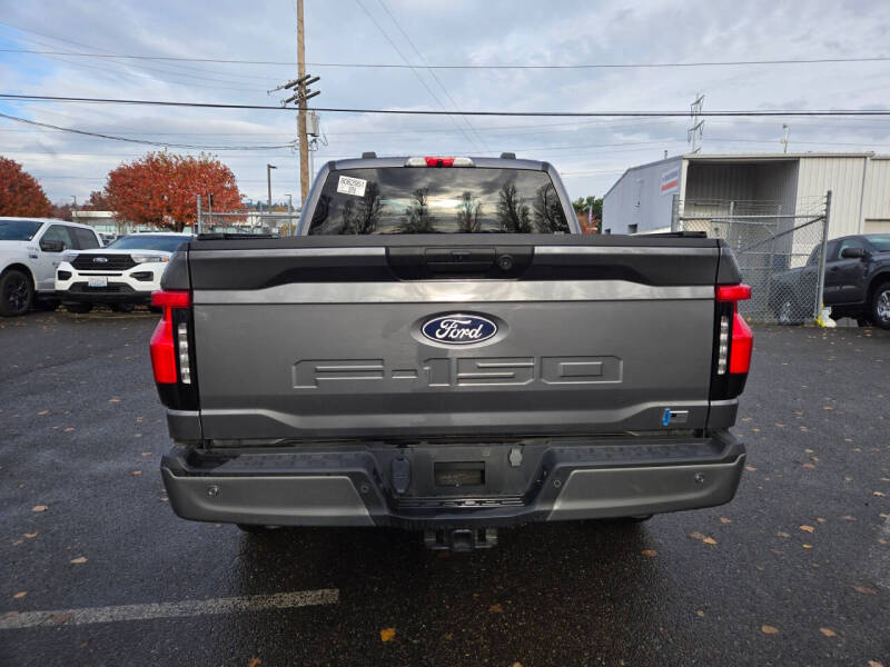 2024 Ford F-150 Lightning XLT