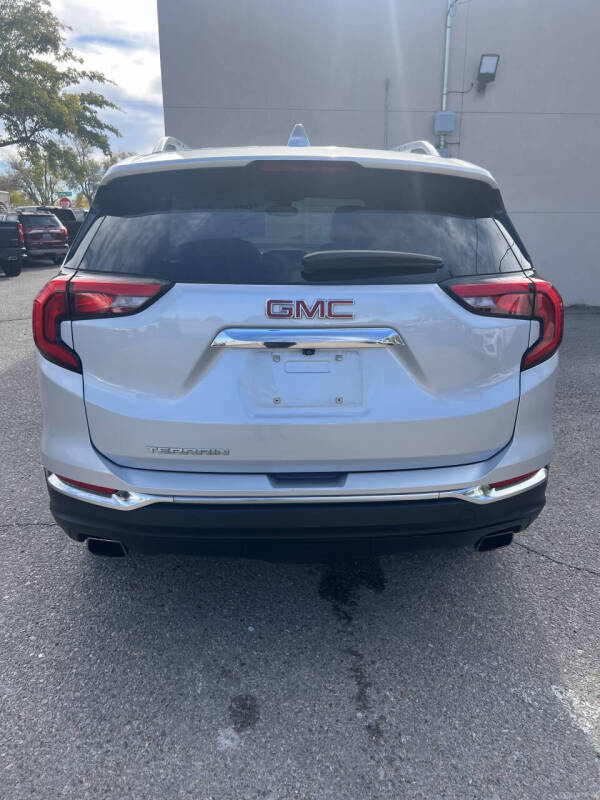 2020 GMC Terrain SLT