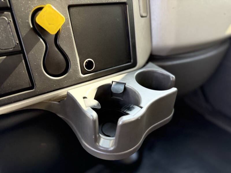 2019 International DuraStar 4300