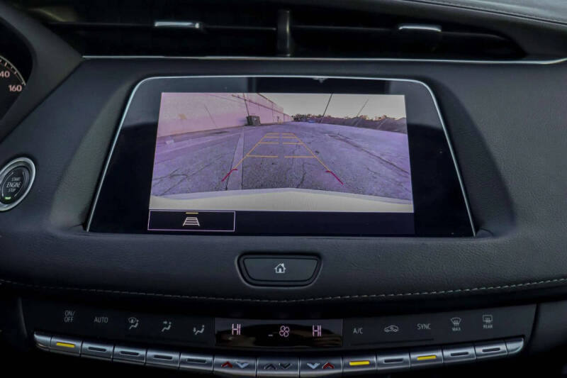 2022 Cadillac XT4 Luxury