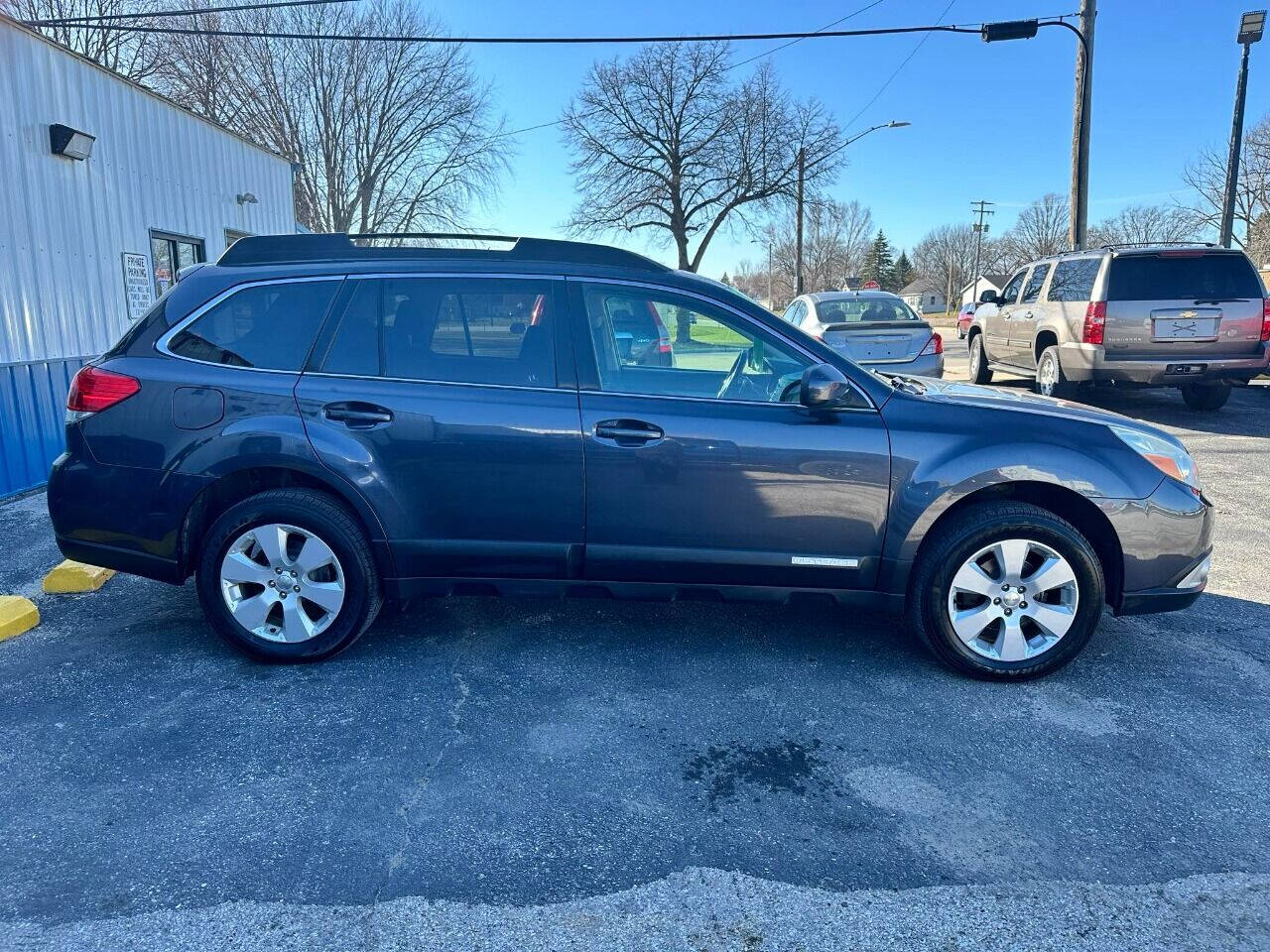 2011 Subaru Outback for sale at GREATNESS AUTO SALES in Green Bay, WI