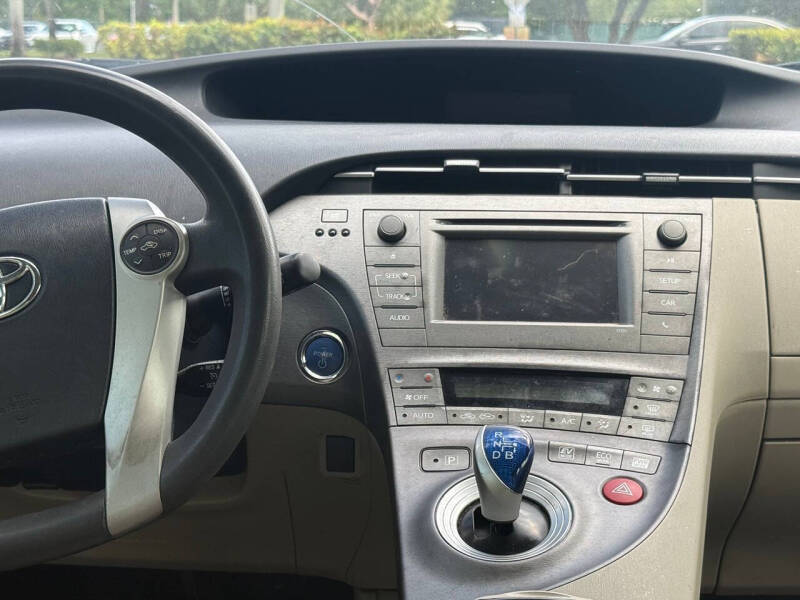 2015 Toyota Prius Five